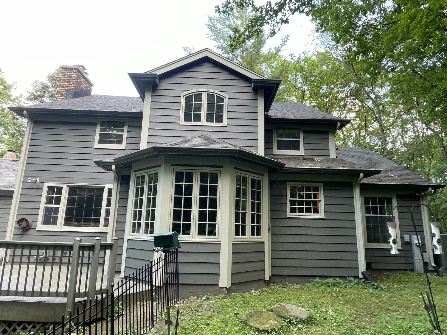 Exterior handyman and painting project work